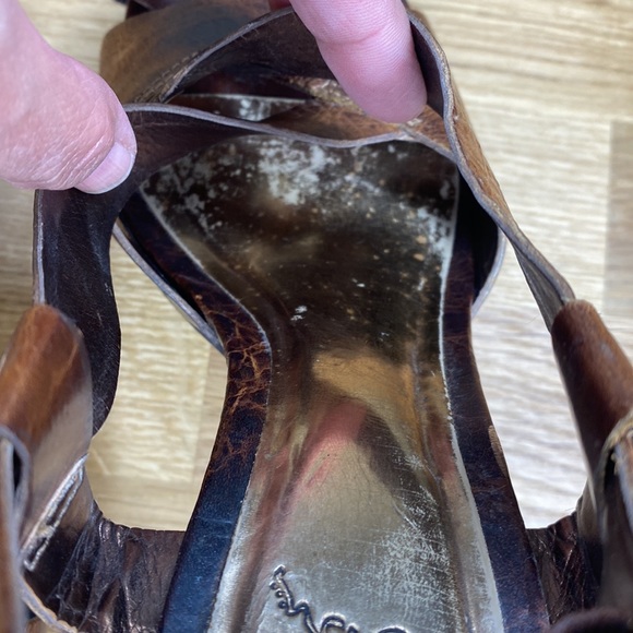 Carlos Santana Mesa Strappy Heels - Picture 13 of 14